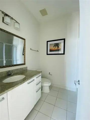 185 SW 7th Street Miami FL 33130