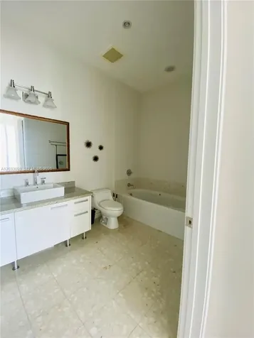 185 SW 7th Street Miami FL 33130