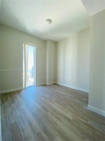 185 SW 7th Street Miami FL 33130