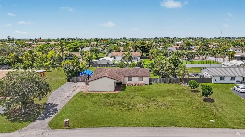 1475 NW 19 Street Homestead FL 33030