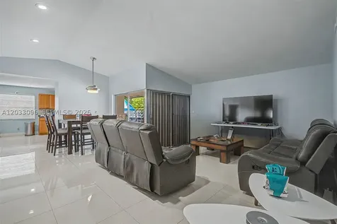 1475 NW 19 Street Homestead FL 33030