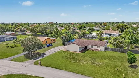 1475 NW 19 Street Homestead FL 33030