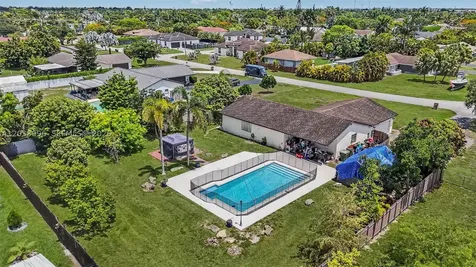 1475 NW 19 Street Homestead FL 33030