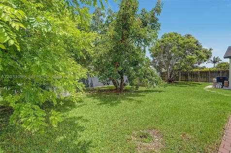 1475 NW 19 Street Homestead FL 33030