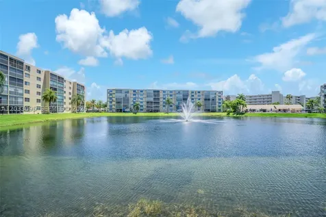 441 SE 3rd Street Dania Beach FL 33004