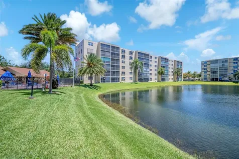 441 SE 3rd Street Dania Beach FL 33004