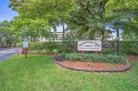441 SE 3rd Street Dania Beach FL 33004