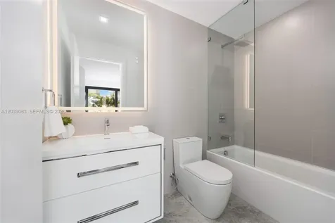 202 Sunrise Drive Key Biscayne FL 33149