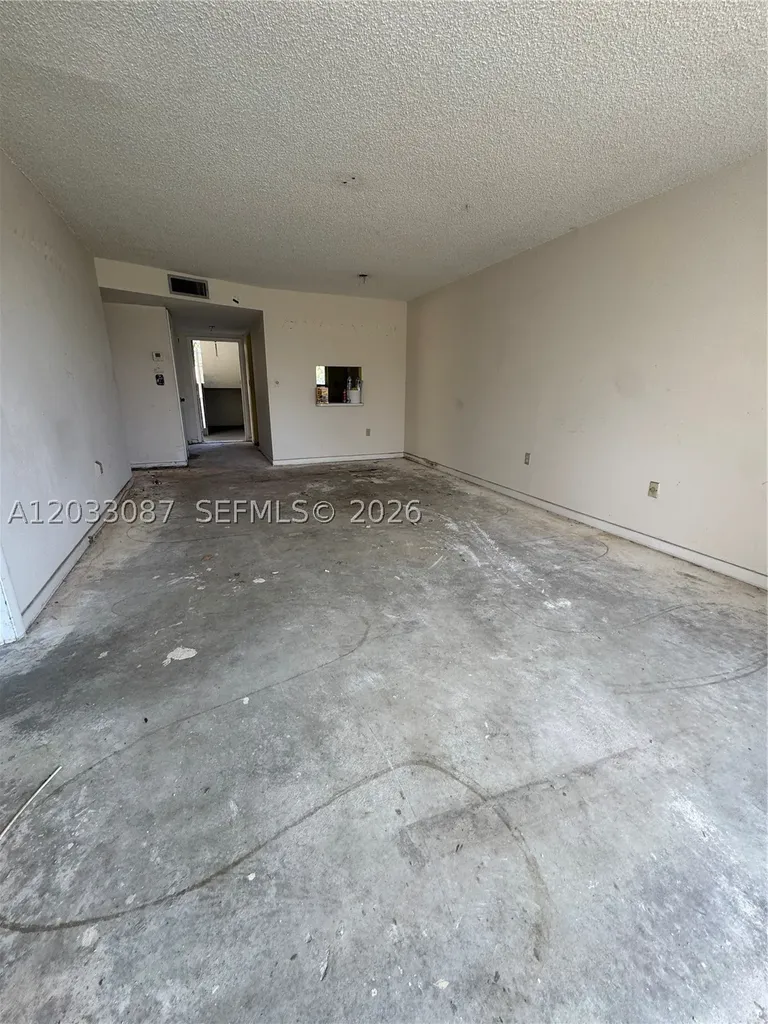 8325 Sunrise Lakes Boulevard Sunrise FL 33322