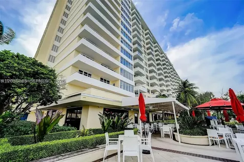 5600 Collins Avenue Miami Beach FL 33140