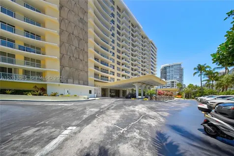 5600 Collins Avenue Miami Beach FL 33140