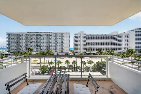 5600 Collins Avenue Miami Beach FL 33140