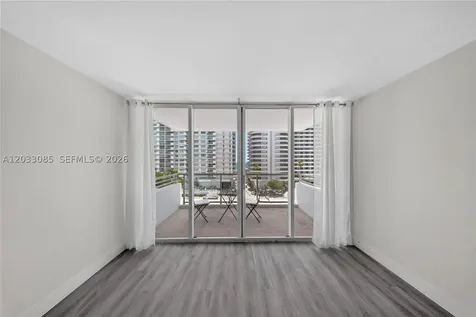5600 Collins Avenue Miami Beach FL 33140