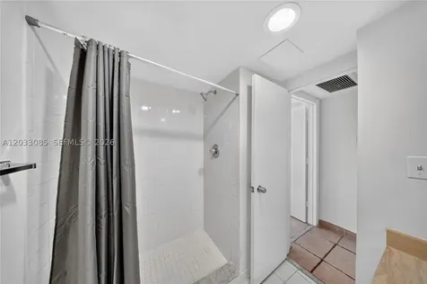 5600 Collins Avenue Miami Beach FL 33140