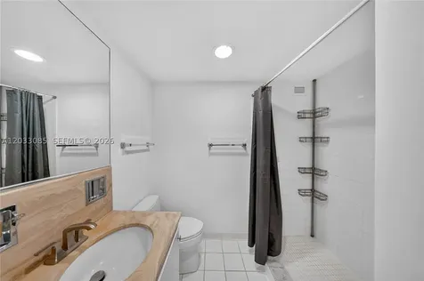 5600 Collins Avenue Miami Beach FL 33140