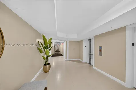 5600 Collins Avenue Miami Beach FL 33140