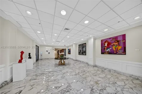 5600 Collins Avenue Miami Beach FL 33140