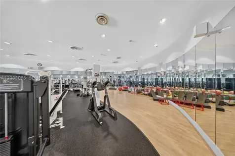 5600 Collins Avenue Miami Beach FL 33140