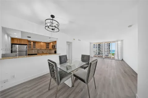 5600 Collins Avenue Miami Beach FL 33140