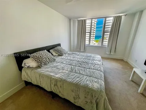 5600 Collins Avenue Miami Beach FL 33140