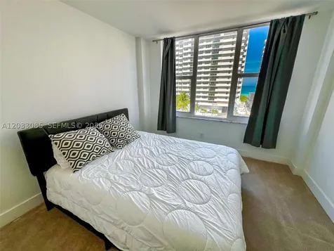 5600 Collins Avenue Miami Beach FL 33140