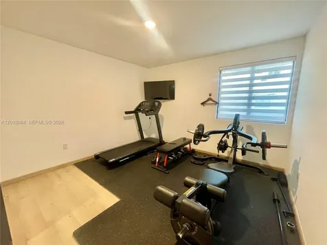 957 NW 10th Street Florida City FL 33034