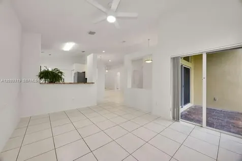 18322 SW 94th Court Palmetto Bay FL 33157