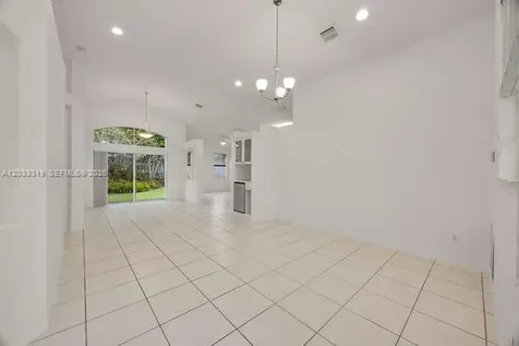 18322 SW 94th Court Palmetto Bay FL 33157