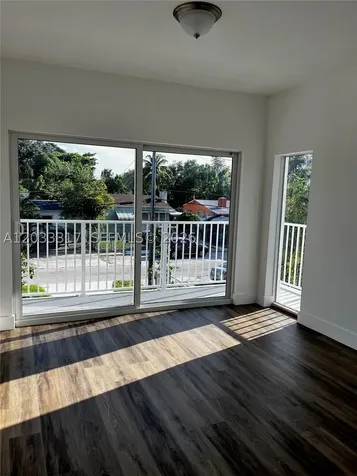 37 NW 70th Street Miami FL 33150