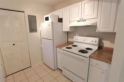 656 NW 114th Avenue Sweetwater FL 33172