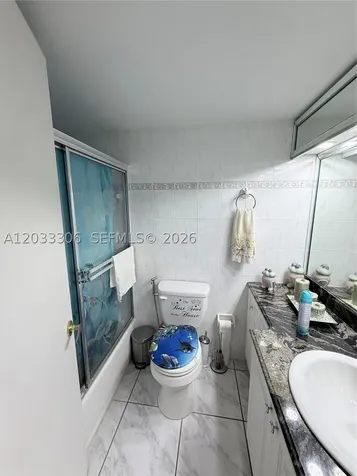 1975 W 44th Place Hialeah FL 33012
