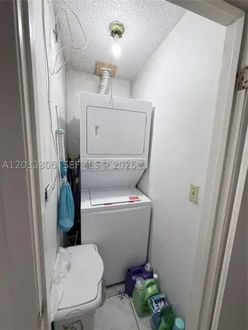 1975 W 44th Place Hialeah FL 33012