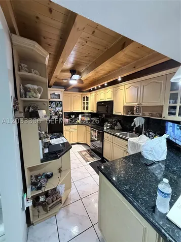 1975 W 44th Place Hialeah FL 33012