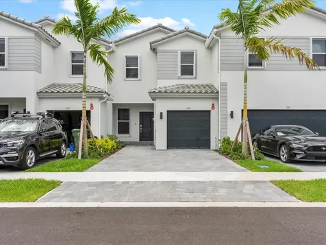 106 SW 184th Place Pembroke Pines FL 33029