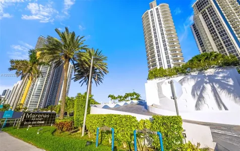 18683 Collins Avenue Sunny Isles Beach FL 33160