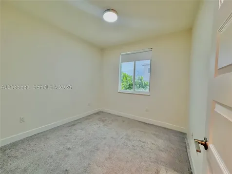10295 NW 64th Terrace Doral FL 33178