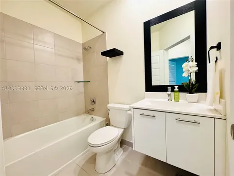 10295 NW 64th Terrace Doral FL 33178
