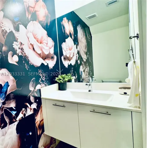 10295 NW 64th Terrace Doral FL 33178