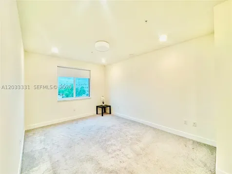 10295 NW 64th Terrace Doral FL 33178
