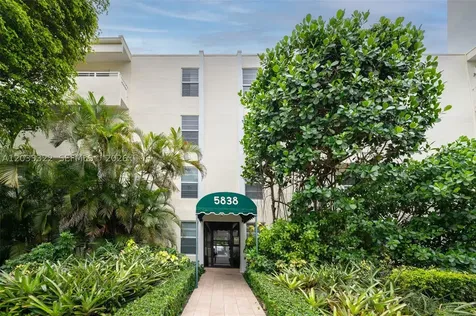 5838 SW 74 Terrace South Miami FL 33143