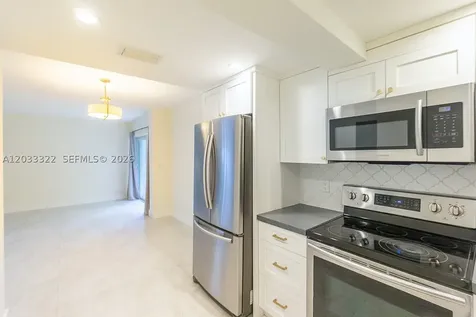 5838 SW 74 Terrace South Miami FL 33143