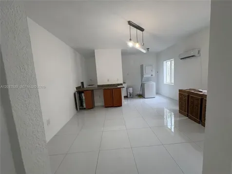 7920 Harding Avenue Miami Beach FL 33141
