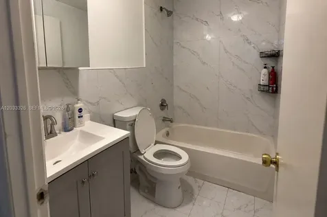 6215 W 22nd Court Hialeah FL 33016
