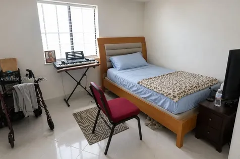 6215 W 22nd Court Hialeah FL 33016