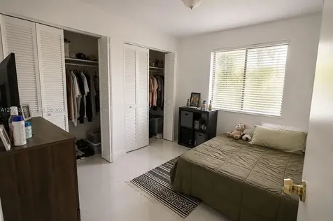 6215 W 22nd Court Hialeah FL 33016