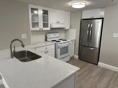 7832 Collins Avenue Miami Beach FL 33141