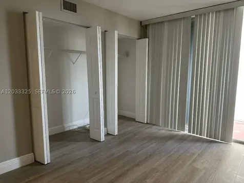 7832 Collins Avenue Miami Beach FL 33141