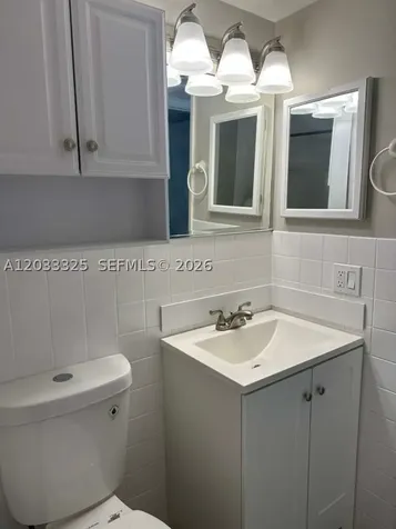 7832 Collins Avenue Miami Beach FL 33141