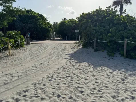 7832 Collins Avenue Miami Beach FL 33141