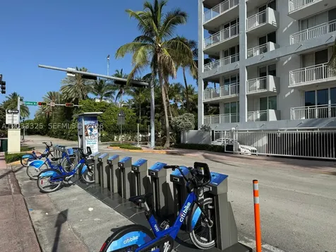 7832 Collins Avenue Miami Beach FL 33141